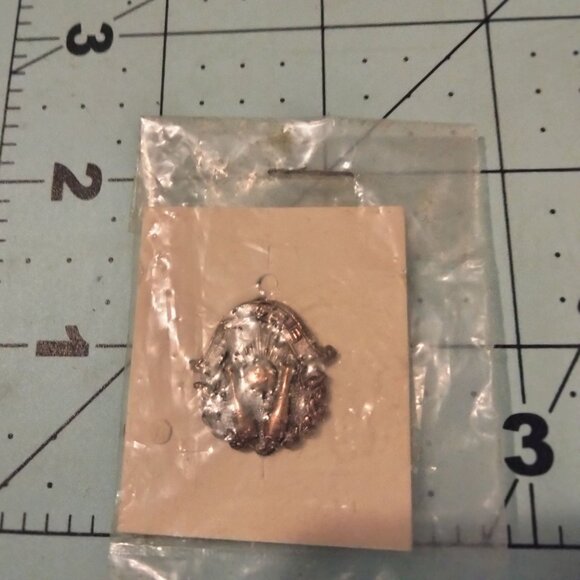 195 Club Bowling Pin Badge Vintage NOS - Picture 4 of 5